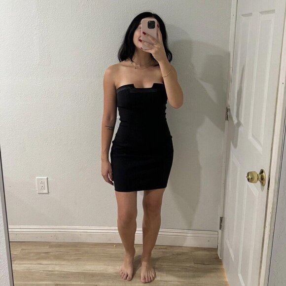 Women’s Cache Vintage Dress Mini Black Fitted Bodycon Size Medium M‎ Stretchy - Picture 1 of 11